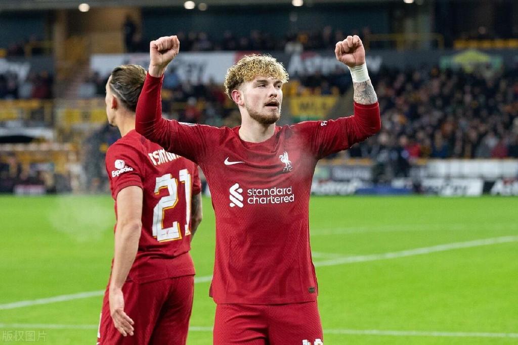 关于华盛顿奇才迎中超关键赛，关键时刻内部沟通，引发热议，年轻球员得到机会的信息